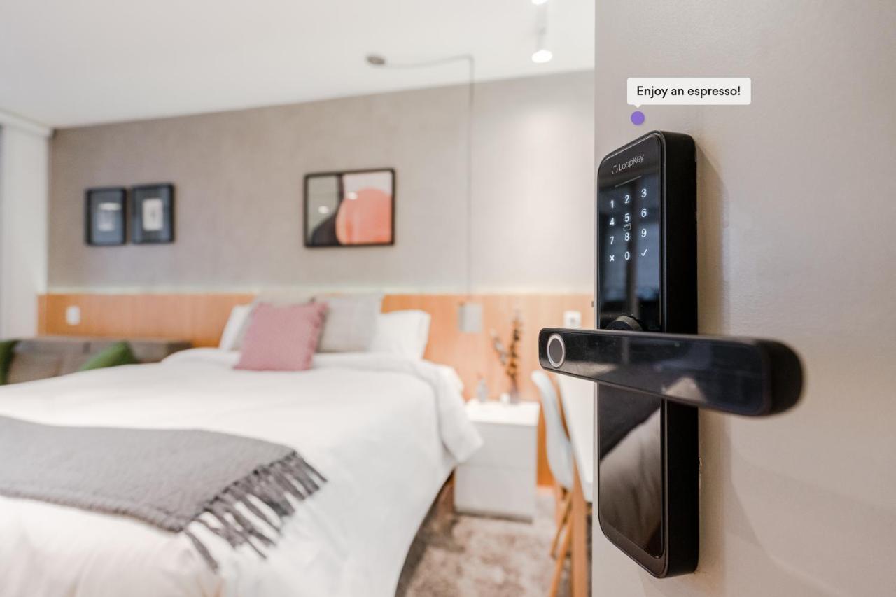 Ap Com Academia E Piscina No Predio, Localizacao Incrivel - Vila Olimpia Apartamento *